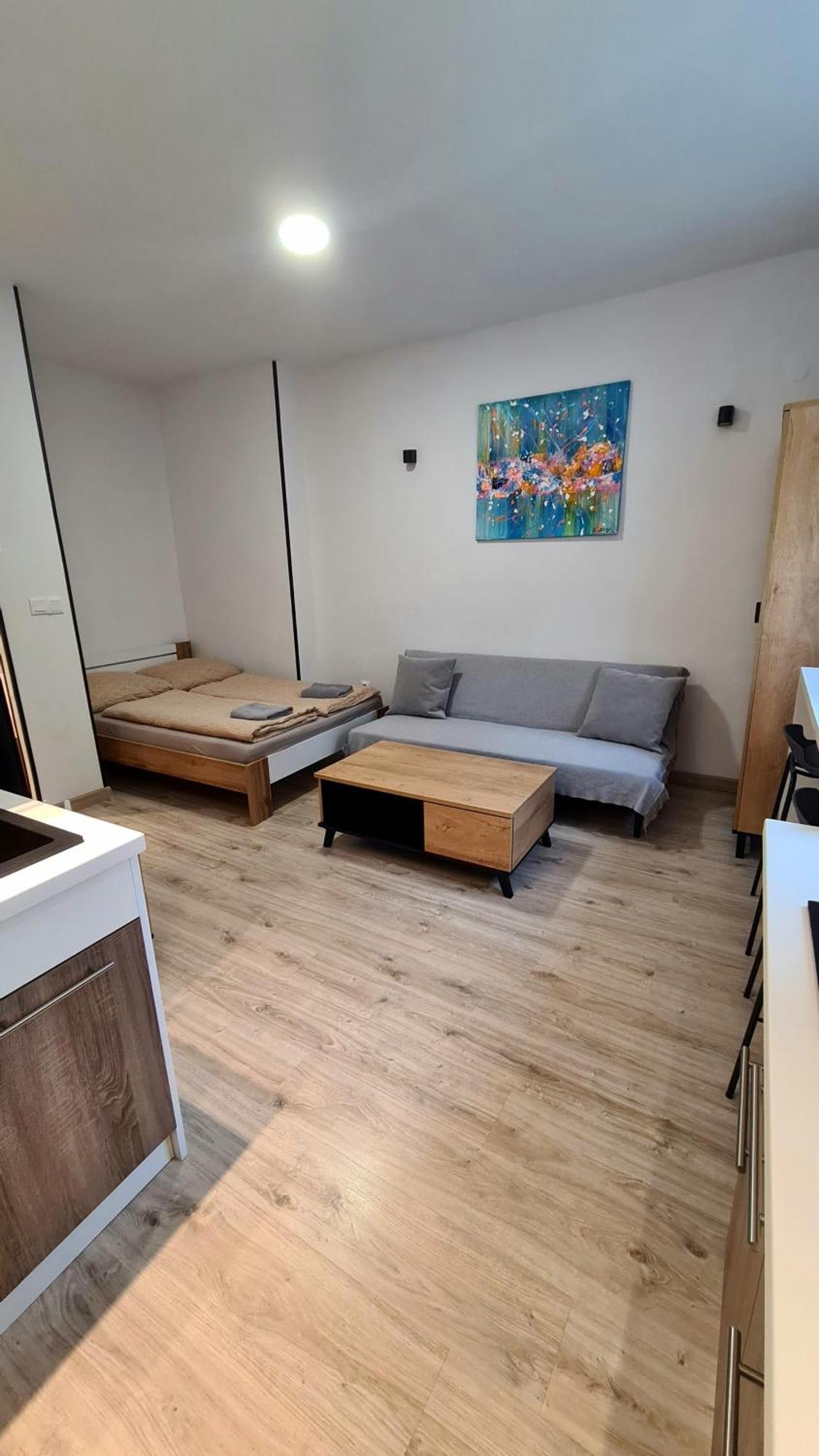 Apartman Bb-Centrum2 반스카비스트리카 외부 사진