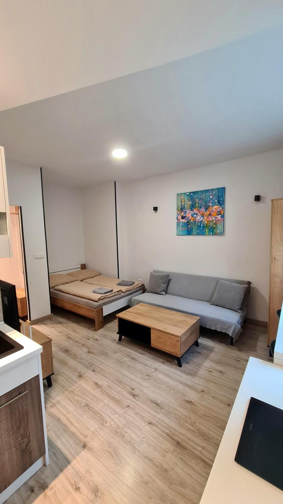 Apartman Bb-Centrum2 반스카비스트리카 외부 사진
